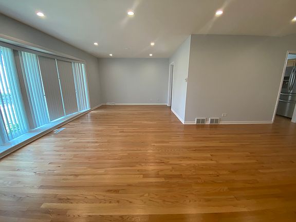 4th image of 5303 Fargo Ave