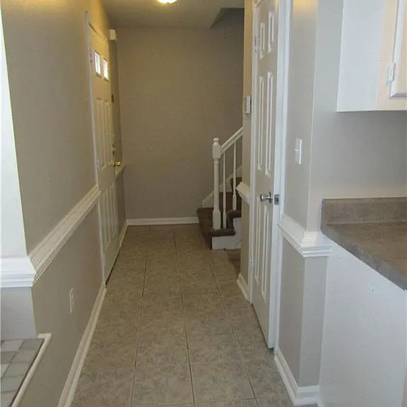 17 Colonial Way — Photo 10