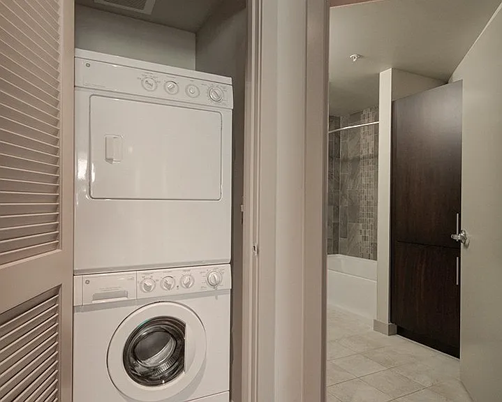 910 Lenora St #S303 — Photo 11