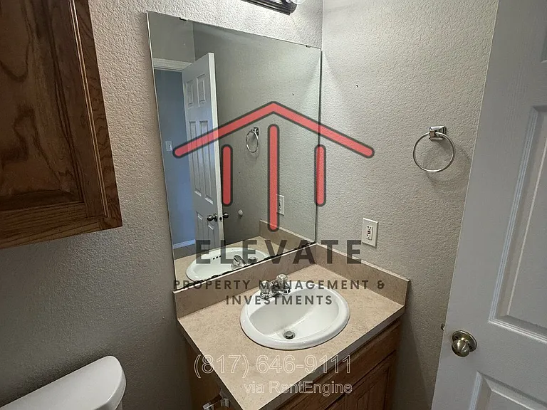 209 Blue Bell Ct — Photo 10