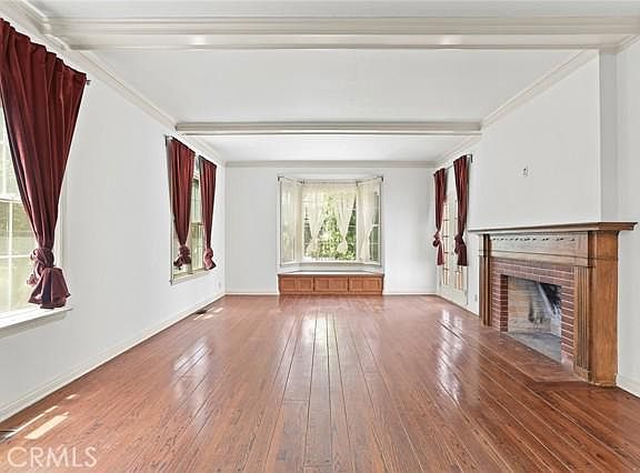 3rd image of 275 Arbolada Dr