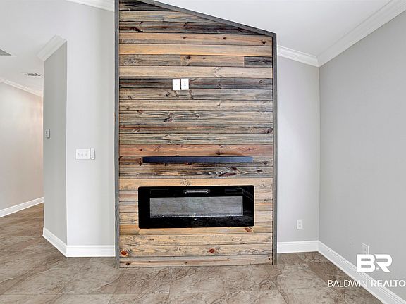 3rd image of 22474 Beaver Creek Ln