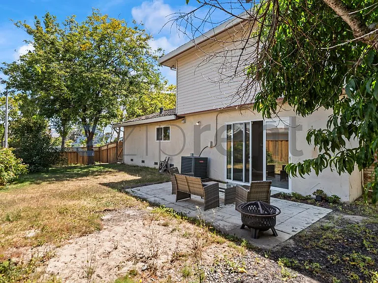 5319 Westbury Ct — Photo 30