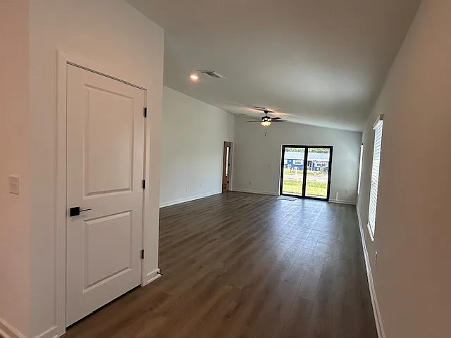 5652 Flotilla Ave — Photo 5
