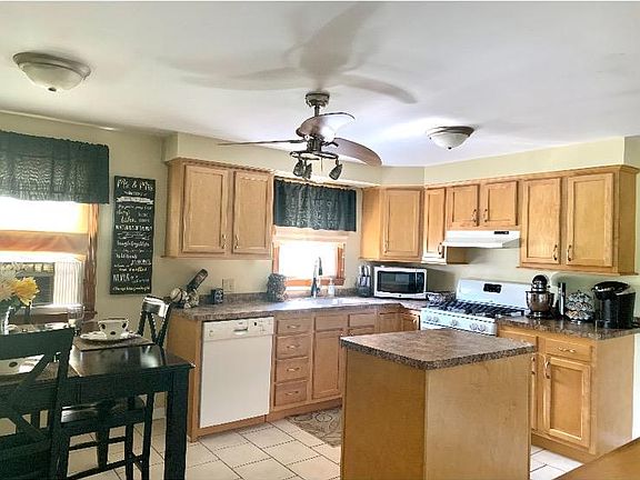 2nd image of 299 Joseph Dr