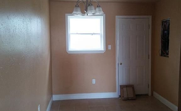 4th image of 4400 Francis Dr