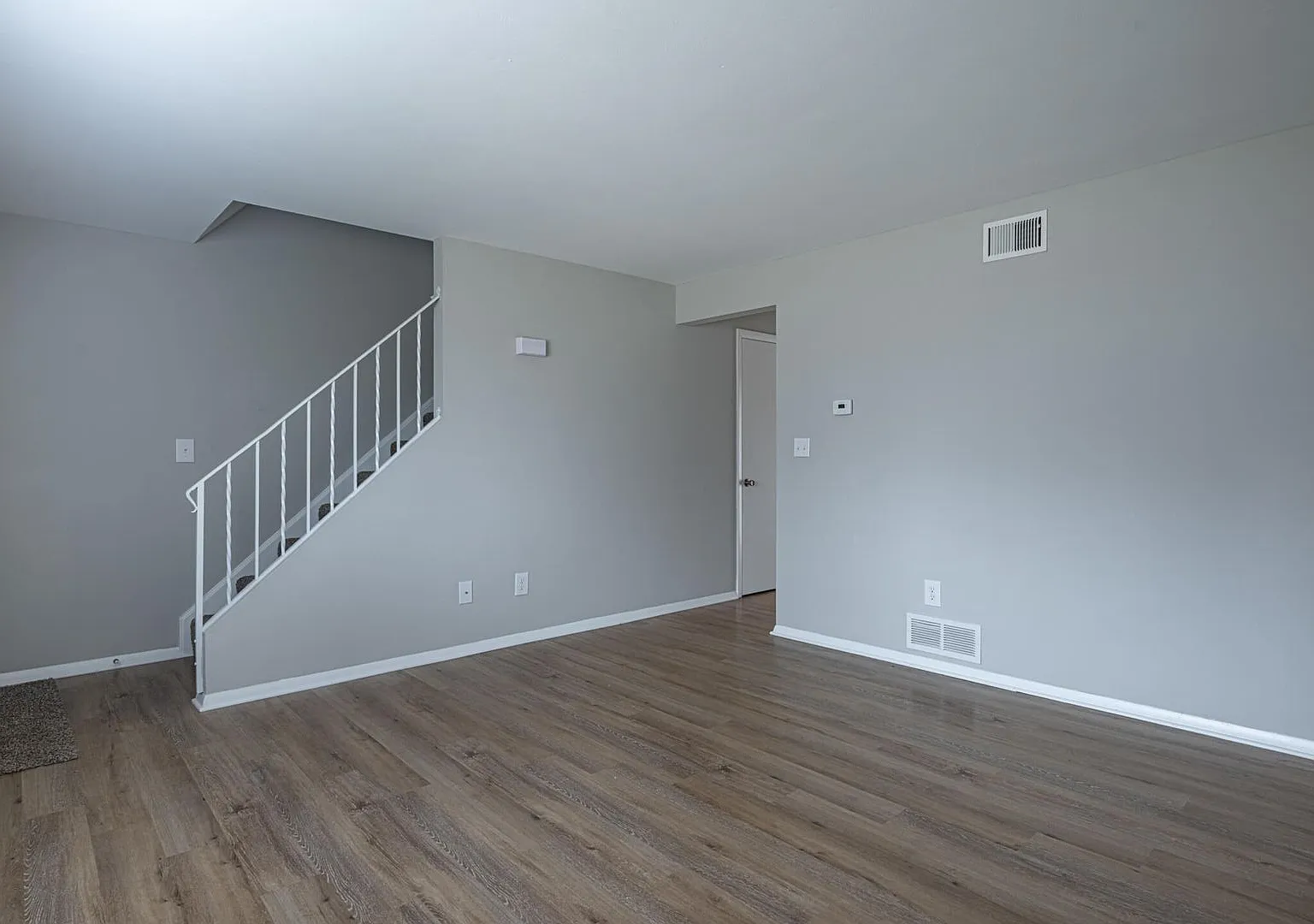 Flowerdale Townhomes — Photo 3