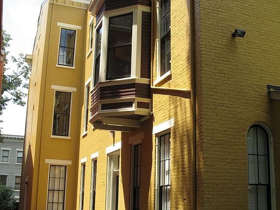 2nd image of 1346 Broadway St #2