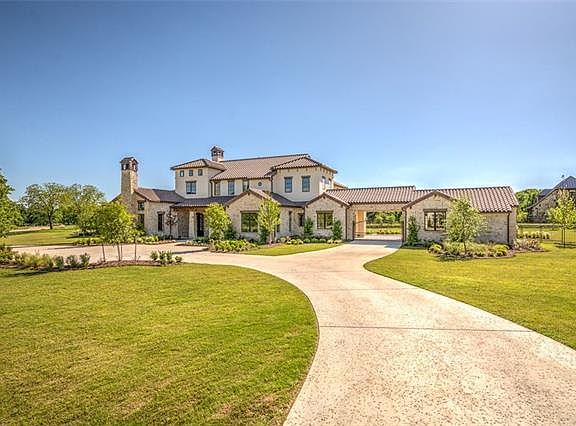 2nd image of 1813 Genevieve Ct