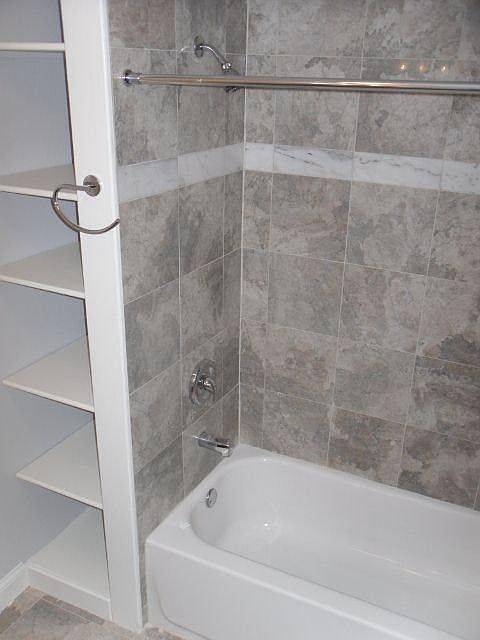 1st image of 4827 N Sawyer Ave #2