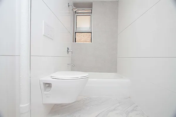 Rented by Nooklyn NYC LLC | media 64