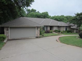 1812 Council Bluff Dr, Edmond, OK 73013