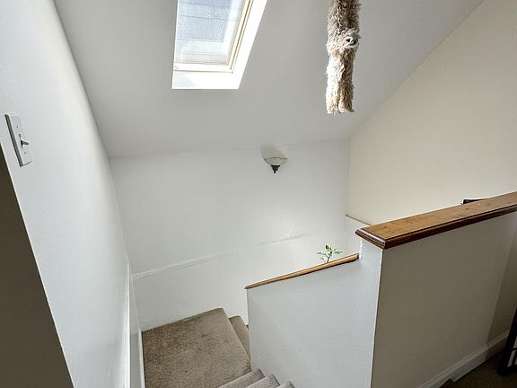 5th image of 2076 N Campbell Ave APT 2