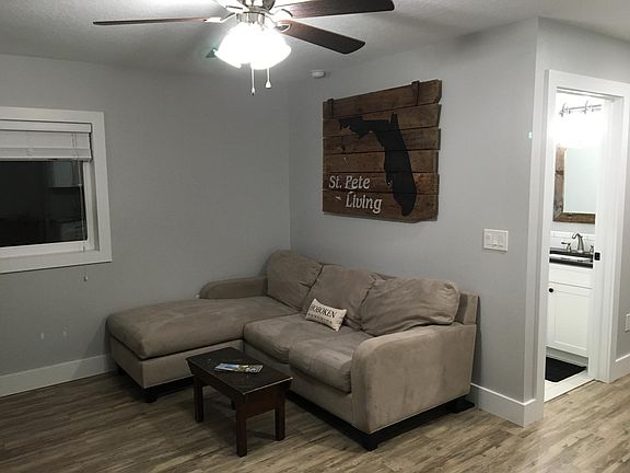 4th image of 784 28th Ave N #A