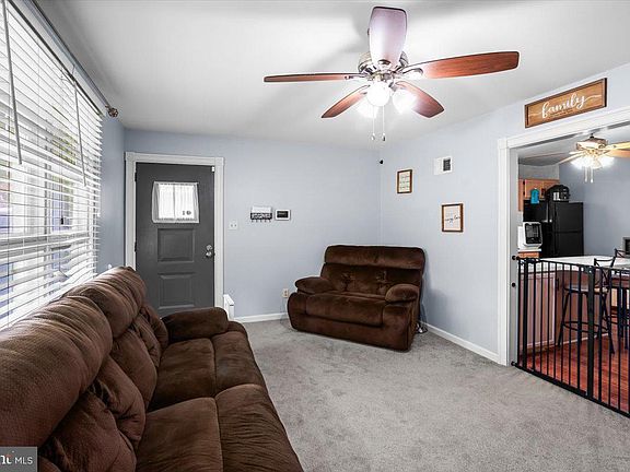 5th image of 104 Lampeter Rd