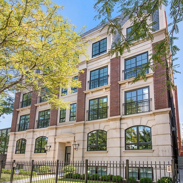 1st image of 1943 N Larrabee St APT 3S