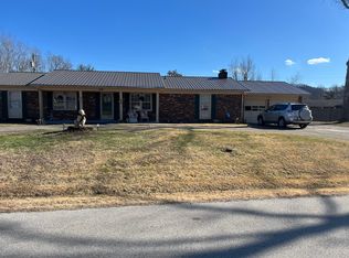 228 Circle Dr, Morehead, KY 40351