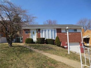 616 Charlotte Dr, Pittsburgh, PA 15236