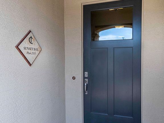 3rd image of 218 W Cucumber Tree Ave