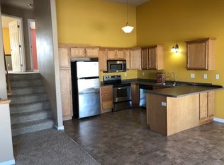 1184 Westport Beach Way UNIT B, West Fargo, ND 58078