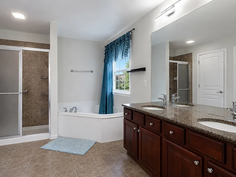 45149 Bartlett Dr — Photo 29
