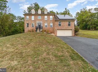 100 Bramblewood Ln, Lewisberry, PA 17339