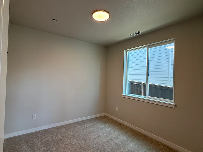 9039 S 2nd Ln — Photo 32