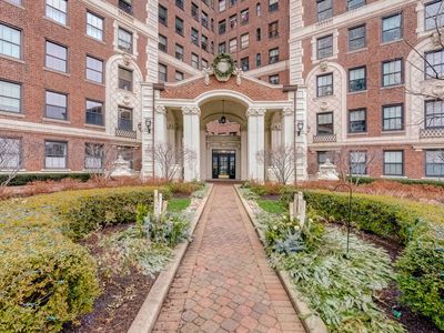 5555 S Everett Ave APT C6, Chicago, IL, 60637