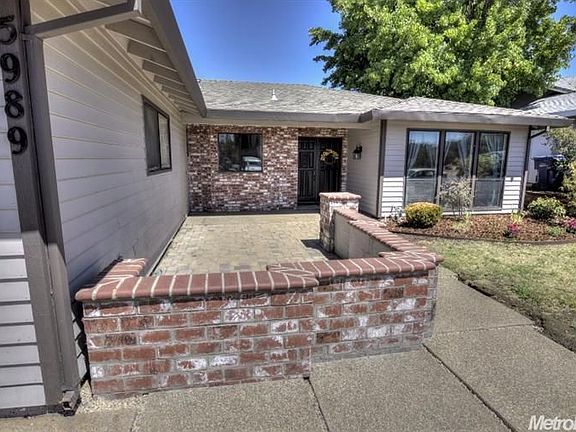 3rd image of 5989 Camray Cir