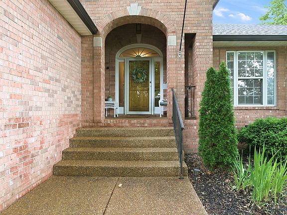 4th image of 2304 Winder Cir