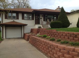 4454 H St, Omaha, NE 68107