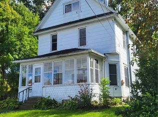 8 Watrous St, Perry, NY 14530