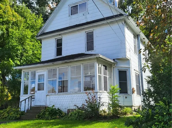 8 Watrous St, Perry, NY 14530