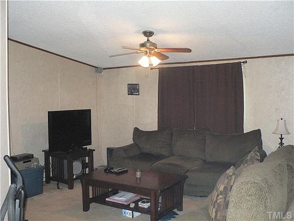 5th image of 728 Rex Dr
