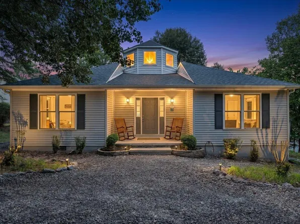 200 Anthony Home Rd, Huddleston, VA 24104