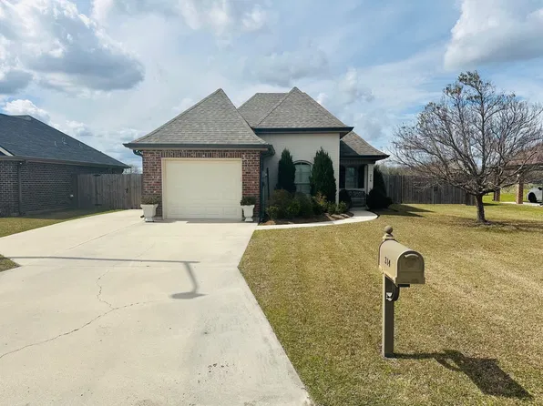 214 Landmark Dr, Raceland, LA 70394