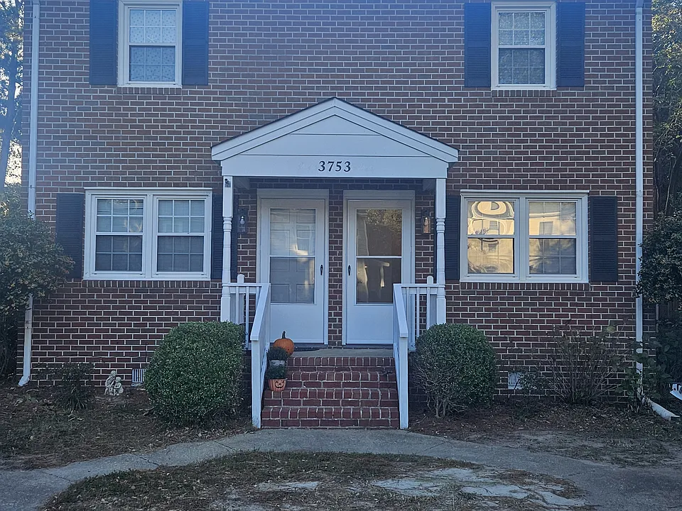 3753 Rockbridge Rd