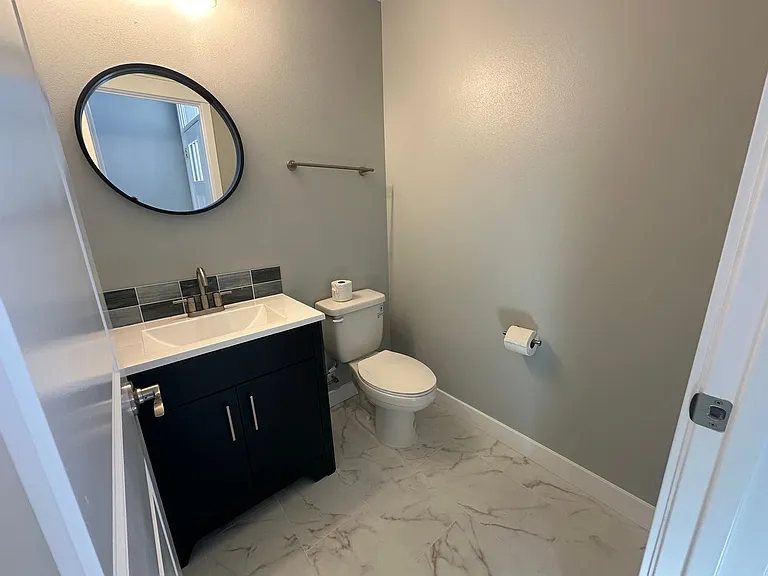 3501 Sussex Dr — Photo 11