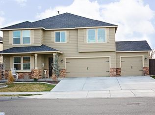 271 S Osborne St, Kennewick, WA 99336