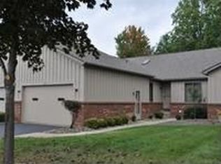 1437 Tripodi Cir, Niles, OH 44446