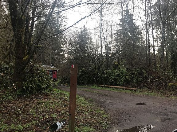 3rd image of 32718 NE 147th St