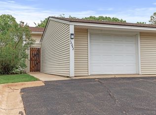 12242 Eagle St NW, Coon Rapids, MN 55448