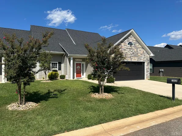 1068 Grandset Dr, Forest, VA 24551