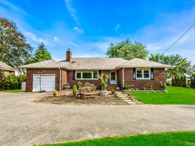 20 Maplewood Road, Huntington Station, NY, 11746