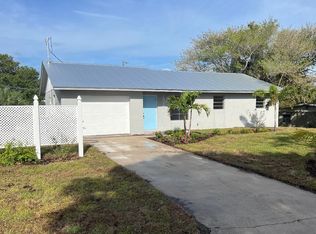 1978 NE Ridge Ave, Jensen Beach, FL 34957
