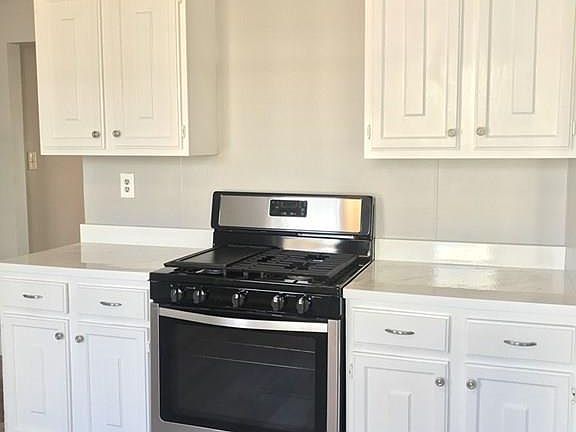 5th image of 154 Highland Ave #2F