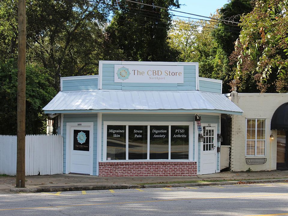 1st image of 900 Main Ave