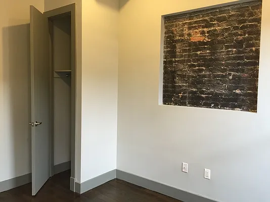 Rented by P Management | media 47