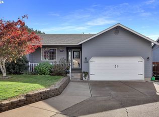 1265 S 13th St, Cottage Grove, OR 97424