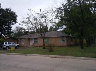3217 Howard St, Fort Worth, TX 76119